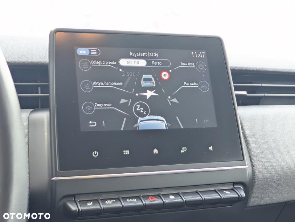 Renault Clio - 21
