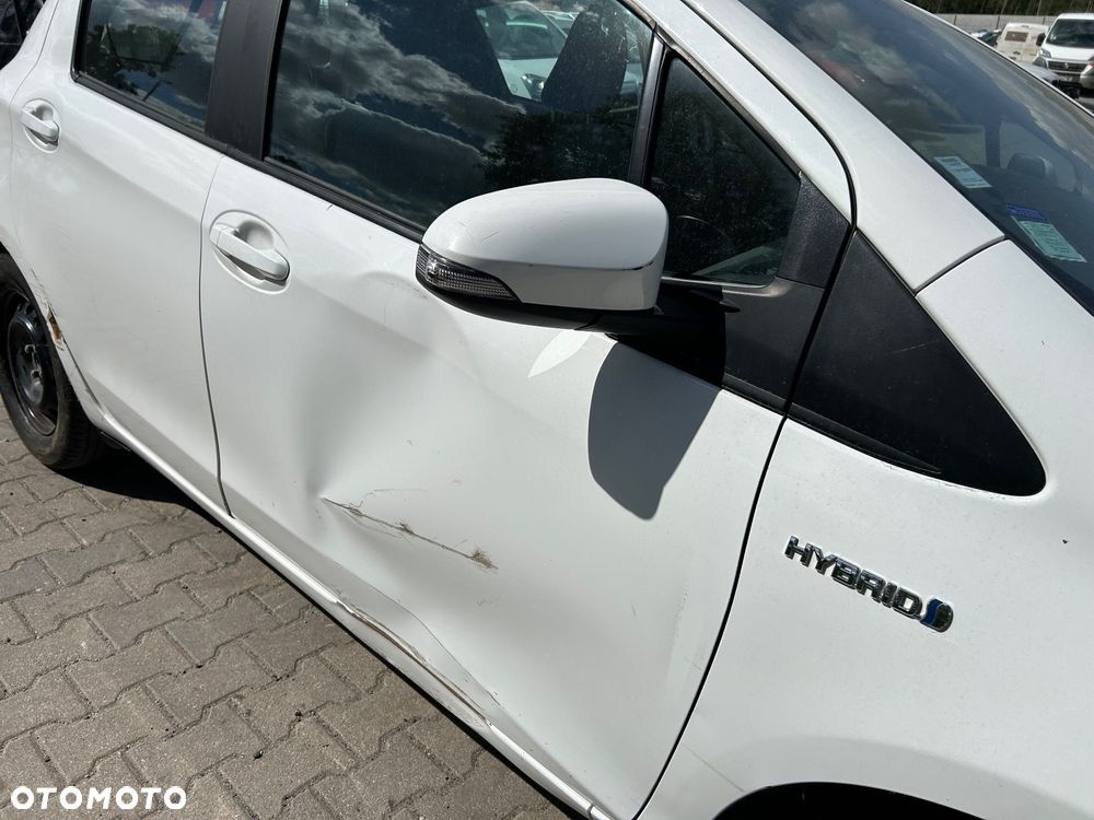 Toyota Yaris - 38