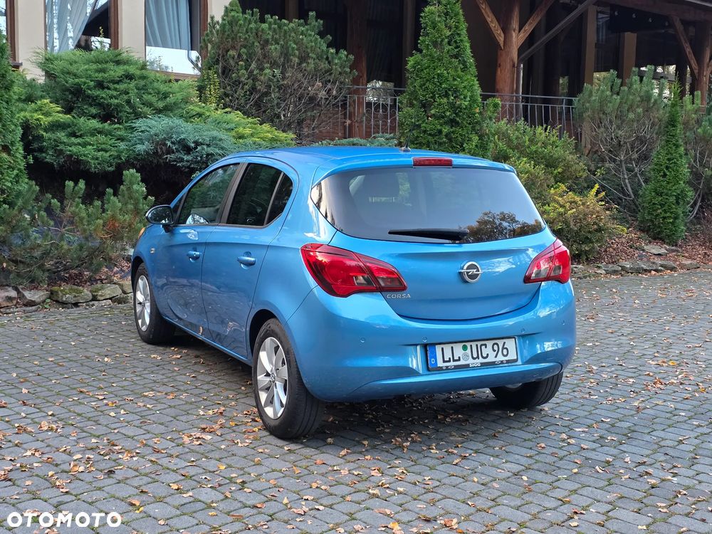 Opel Corsa 1.4 16V Edition - 4