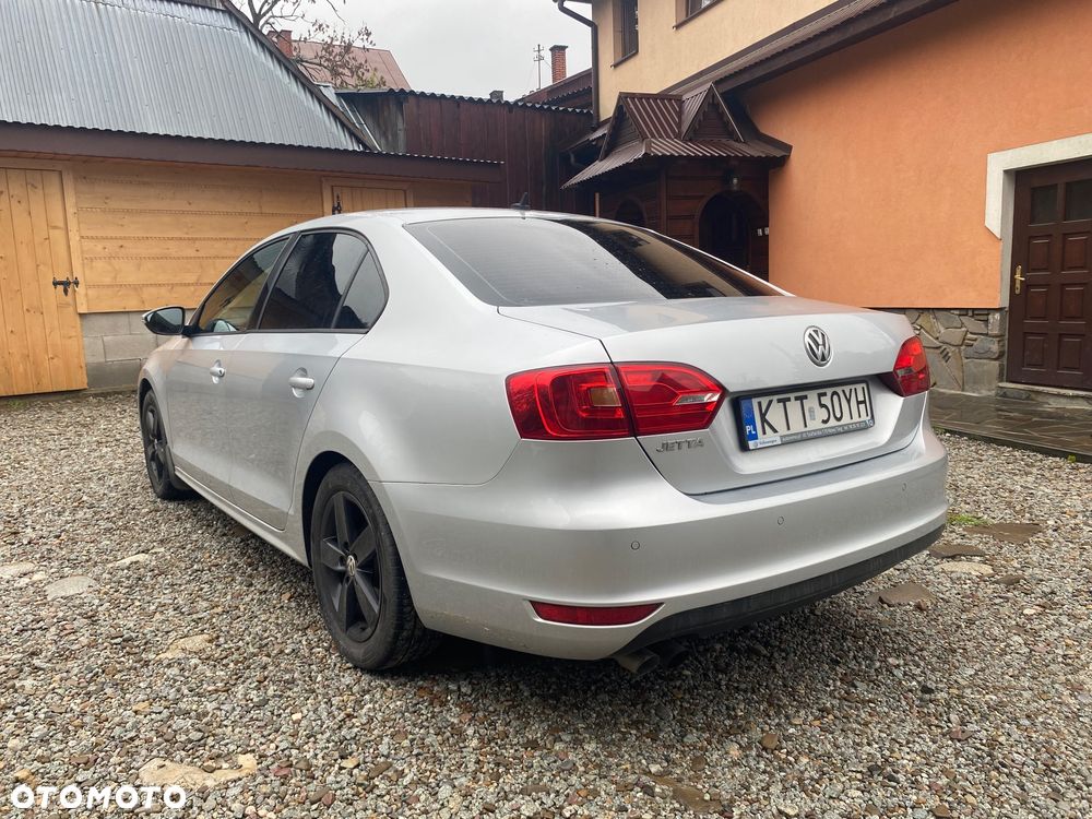 Volkswagen Jetta 1.4 TSI Comfortline - 5