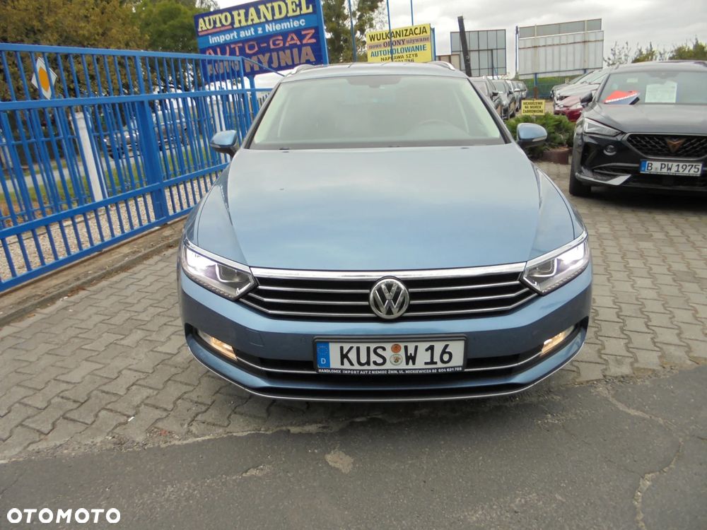 Volkswagen Passat Variant 2.0 TDI (BlueMotion Technology) Highline - 35
