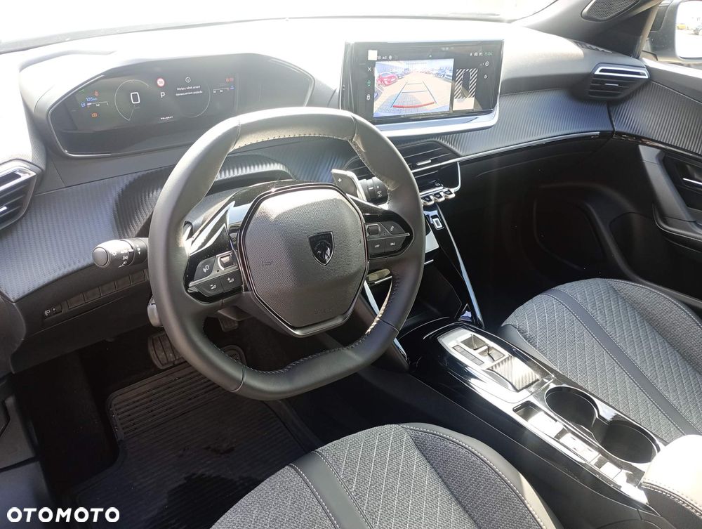 Peugeot 2008 PureTech 130 Allure S&S EAT8 - 8