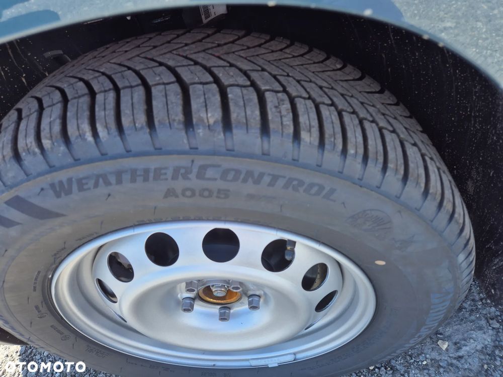 Peugeot Partner Furgon 5-miejscowy Brygadowy 1.5 BlueHDi 130KM EAT8 AUTOMAT !! OD RĘKI !! - 17