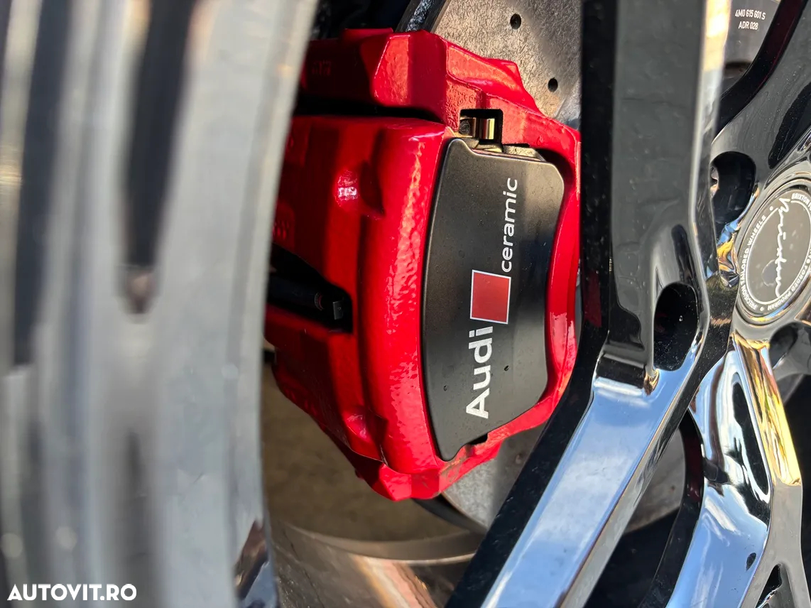 Audi RS7 4.0 TFSI quattro Tiptronic - 37