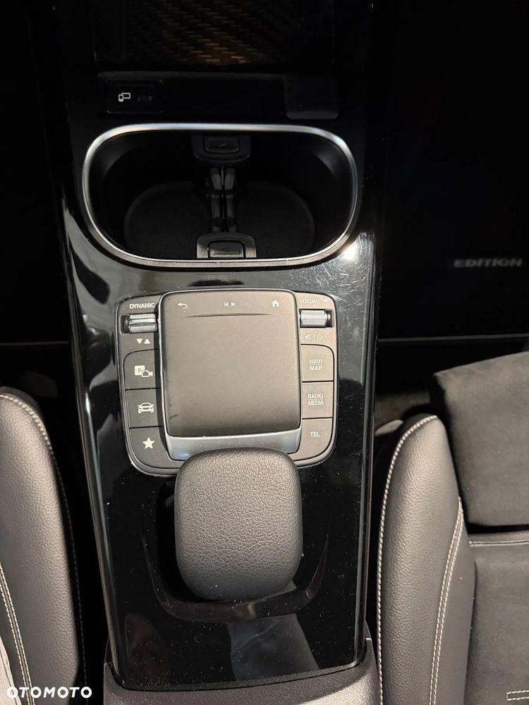 Mercedes-Benz Klasa A 180 7G-DCT Edition 2020 - 27