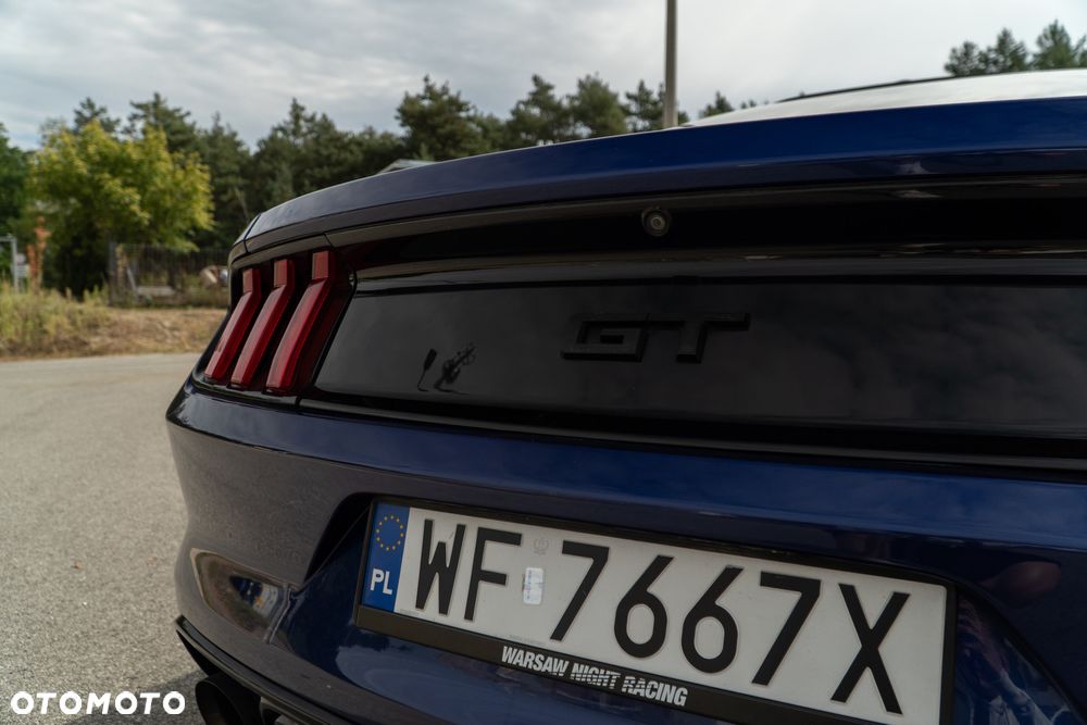 Ford Mustang 5.0 V8 GT - 10