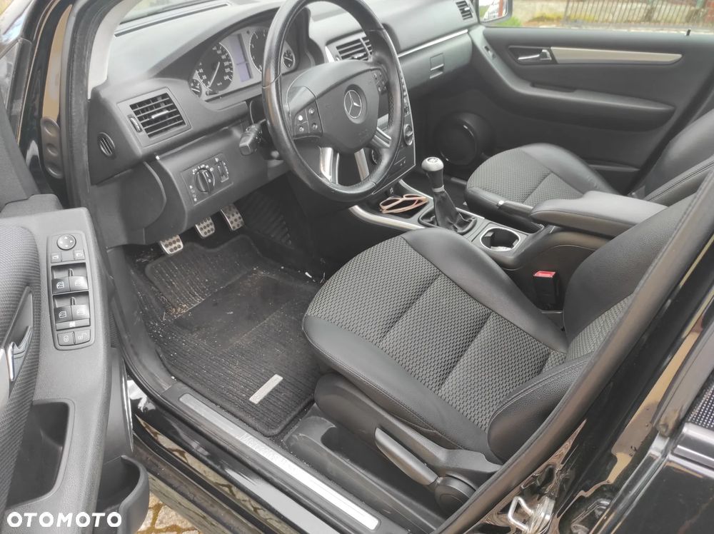 Mercedes-Benz Klasa B 170 BlueEFFICIENCY - 21