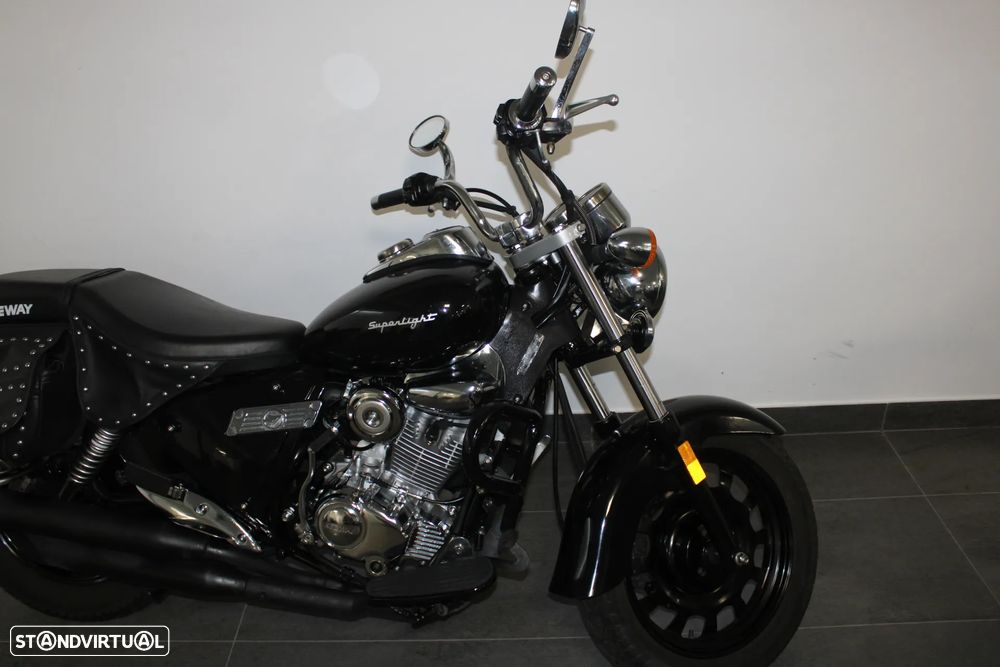 Keeway Superlight - 8