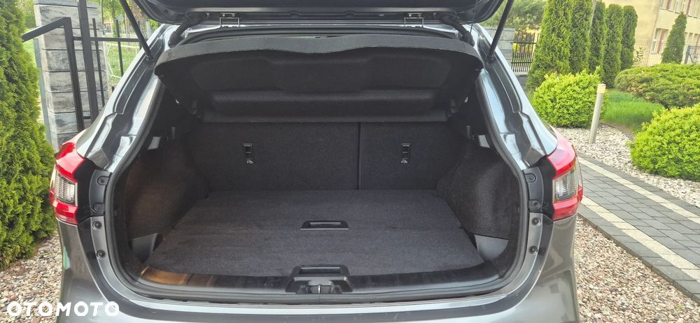 Nissan Qashqai 1.3 DIG-T N-WAY - 28