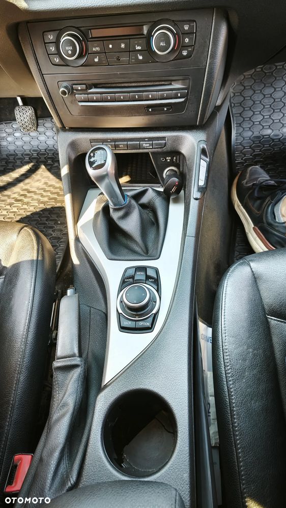 BMW X1 sDrive18d - 16