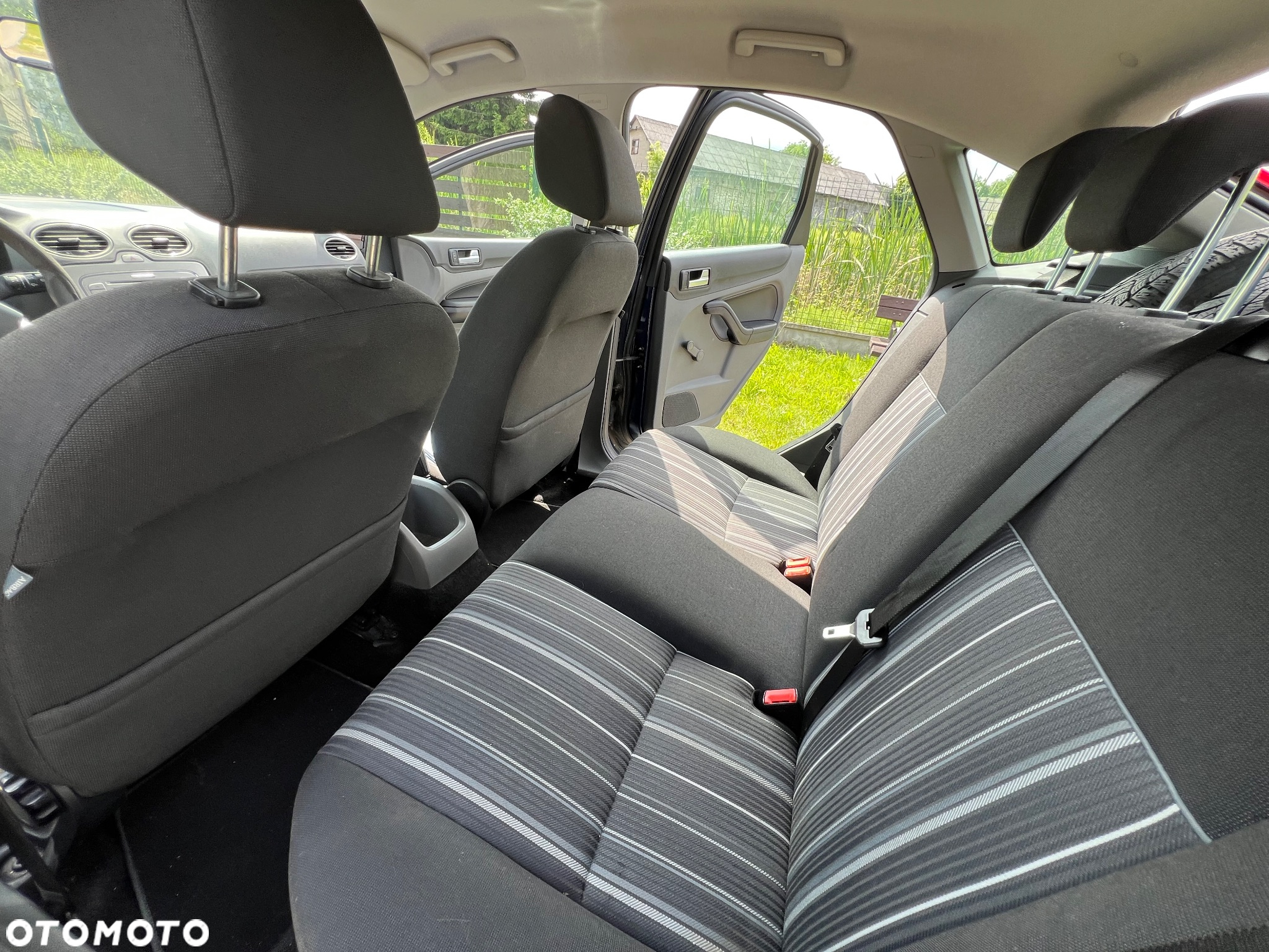 Ford Focus 1.8 TDCi Ambiente - 30
