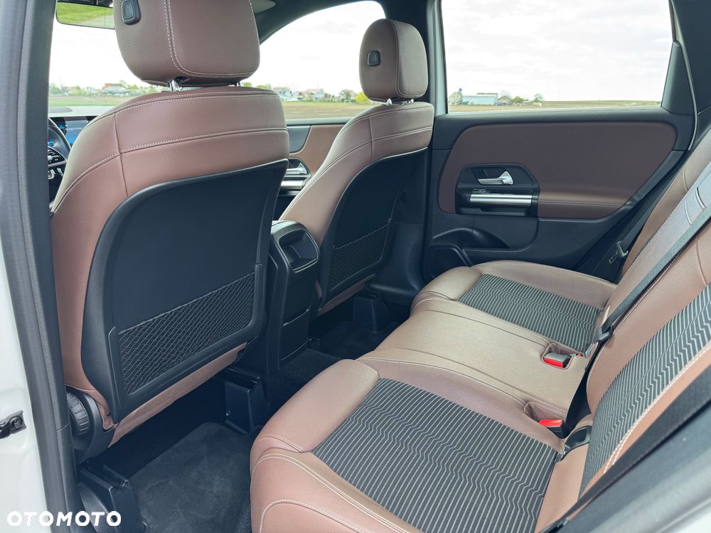 Mercedes-Benz Klasa B 200 d 4Matic 8G-DCT Style - 25