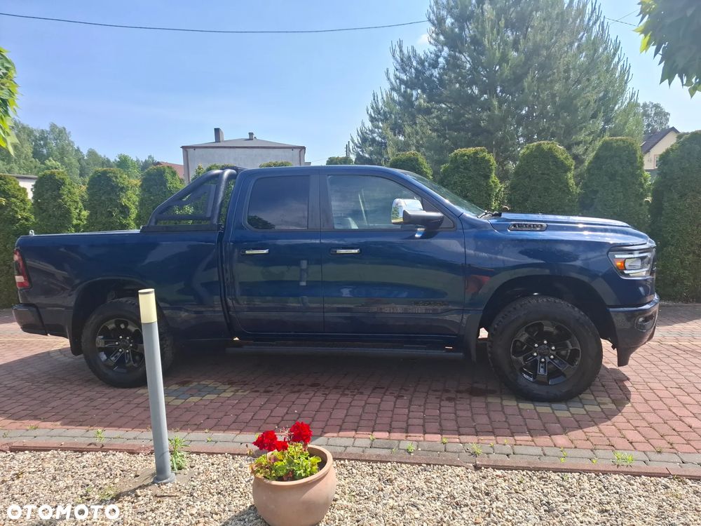 RAM 1500 5.7 Crew Cab Bighorn - 4