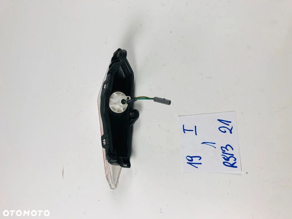 Kawasaki ZX-10R 11-15 Prawy Kierunkowskaz Tylny Tył - 4