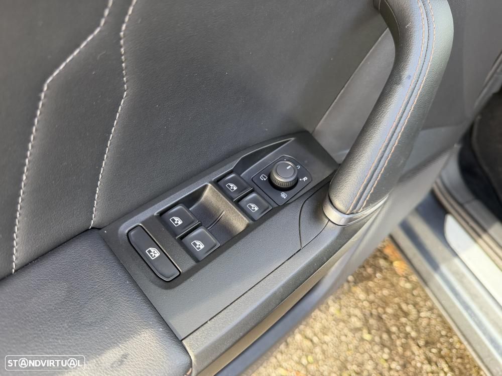 Cupra Formentor 1.4 e-Hybrid DSG VZ - 17