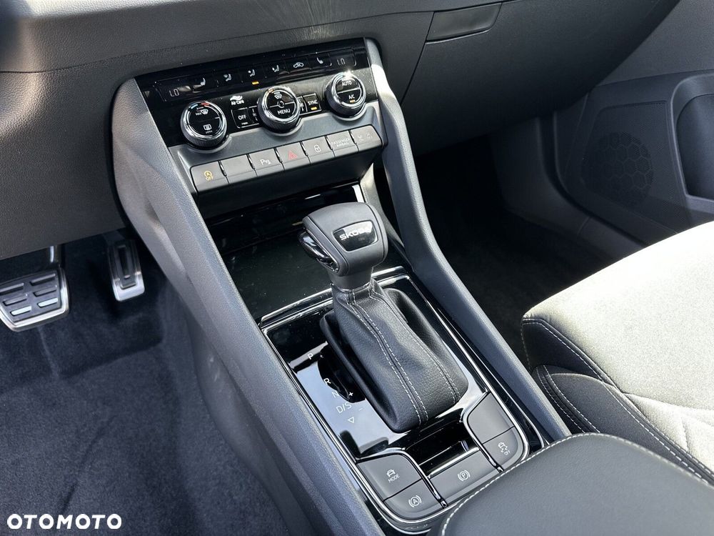 Skoda Karoq 1.5 TSI ACT Sportline DSG - 19