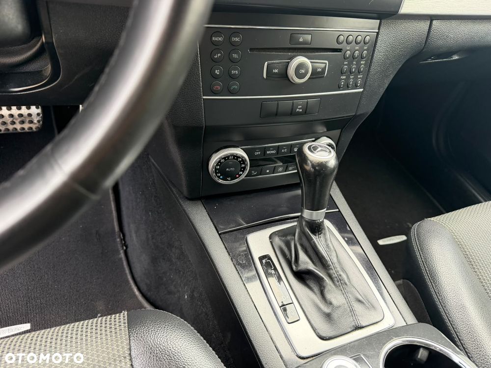 Mercedes-Benz GLK - 16