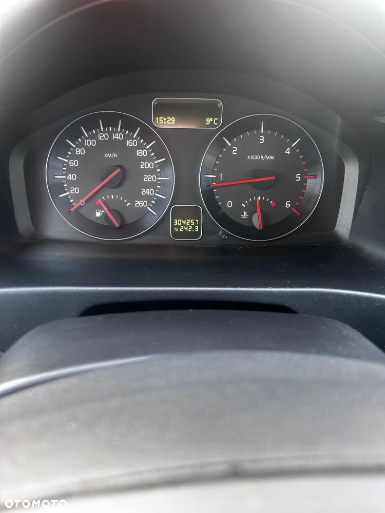 Volvo V50 D5 - 5