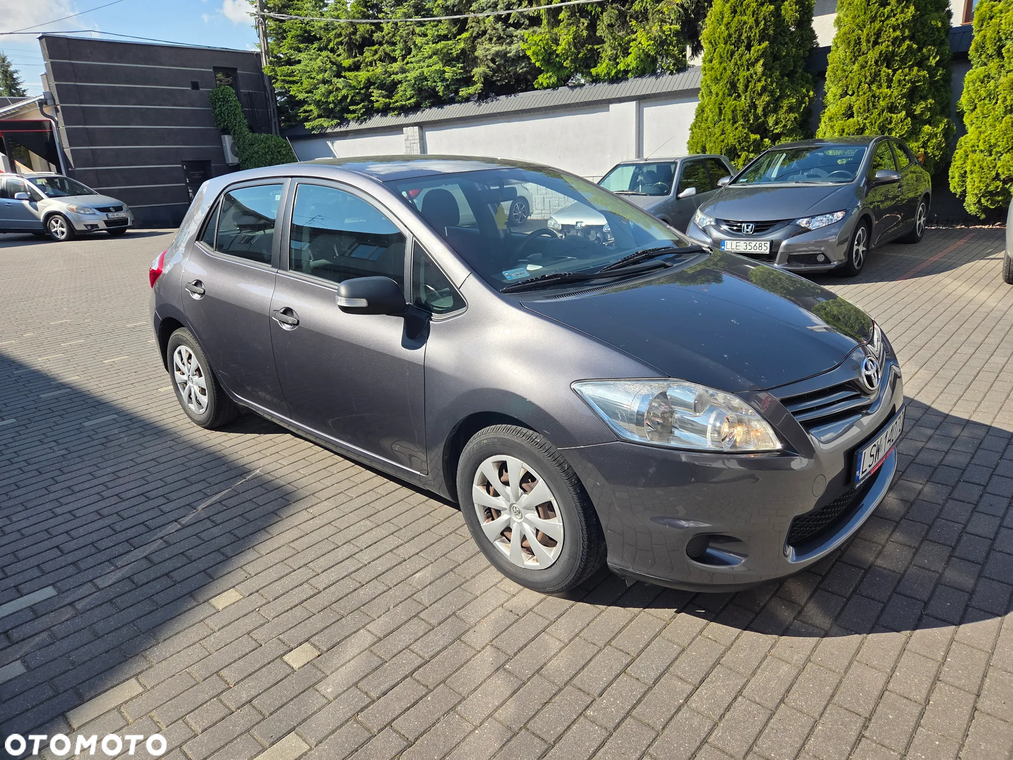 Toyota Auris - 2