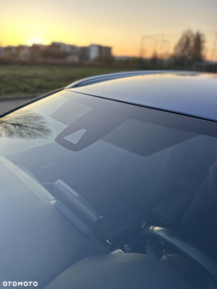 Toyota Corolla 1.8 Hybrid GPF Comfort - 18