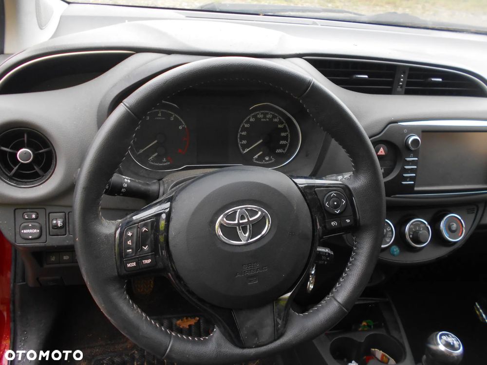 TOYOTA YARIS HYBRID FRP III 2017-2019 LIFT KOD LAKIERU 3T3 SILNIK 1.5 BENZYNA 2NRFKE H2N P12P SKRZYNIA BIEGOW MANUALNA 6 BIEGOWA MTM 6F WERSJA EUROPA  MASKA LAMPA LUSTERKO ZDERZAK PAS PRZEDNI BLOTNIK ZAWIESZENIE - 11