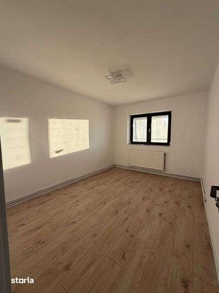 Apartament in Moreni — fotografia 3