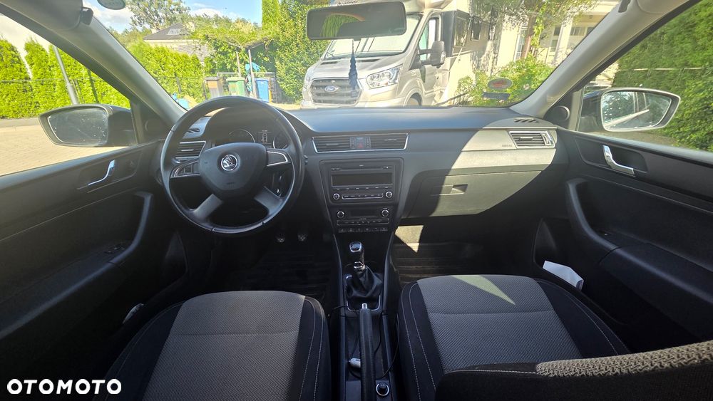 Skoda RAPID 1.2 TSI Active - 8