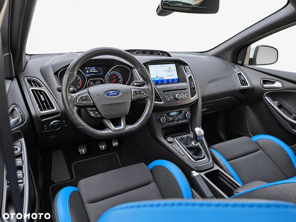 Ford Focus 2.3 EcoBoost RS - 14