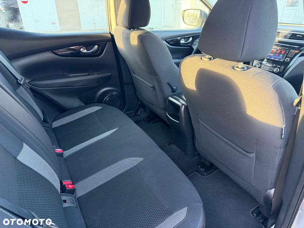 Nissan Qashqai 1.3 DIG-T Tekna - 11