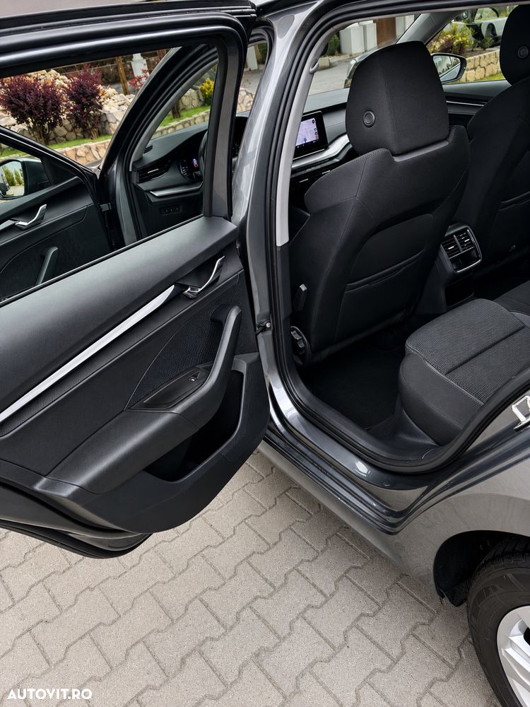 Skoda Octavia 2.0 TDI DSG Style - 13