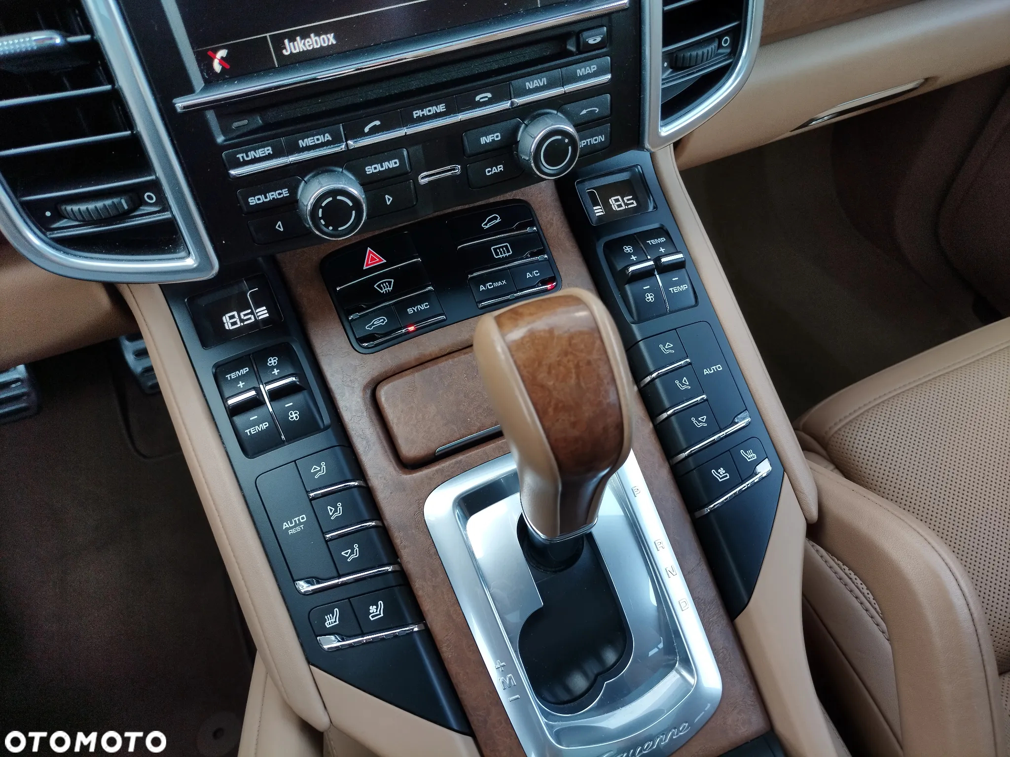Porsche Cayenne GTS - 12