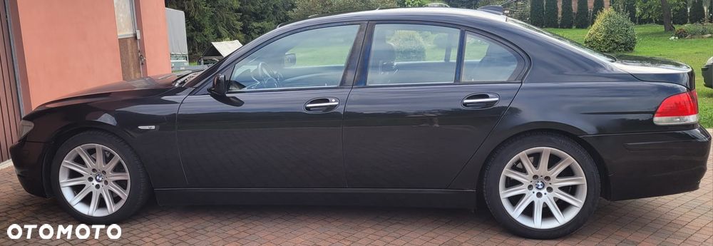 BMW Seria 7 - 10