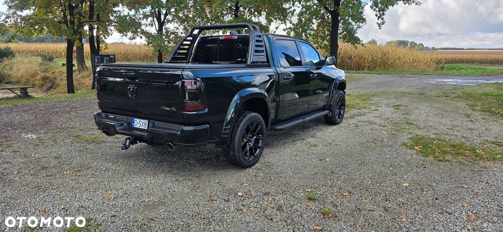 Dodge RAM 1500 5.7 4x4 - 16