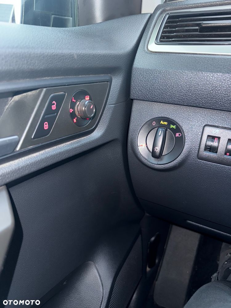 Volkswagen Caddy 2.0 (7-Si.) Maxi Comfortline - 19