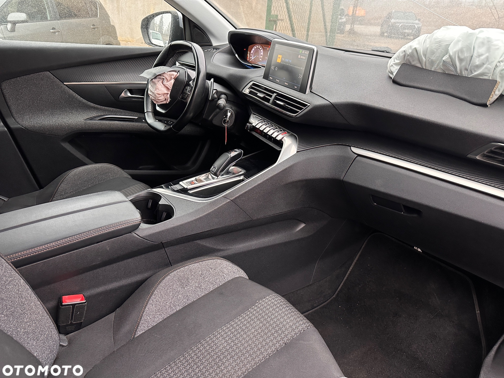 Peugeot 5008 1.5 BlueHDi Active Pack S&S EAT8 - 28