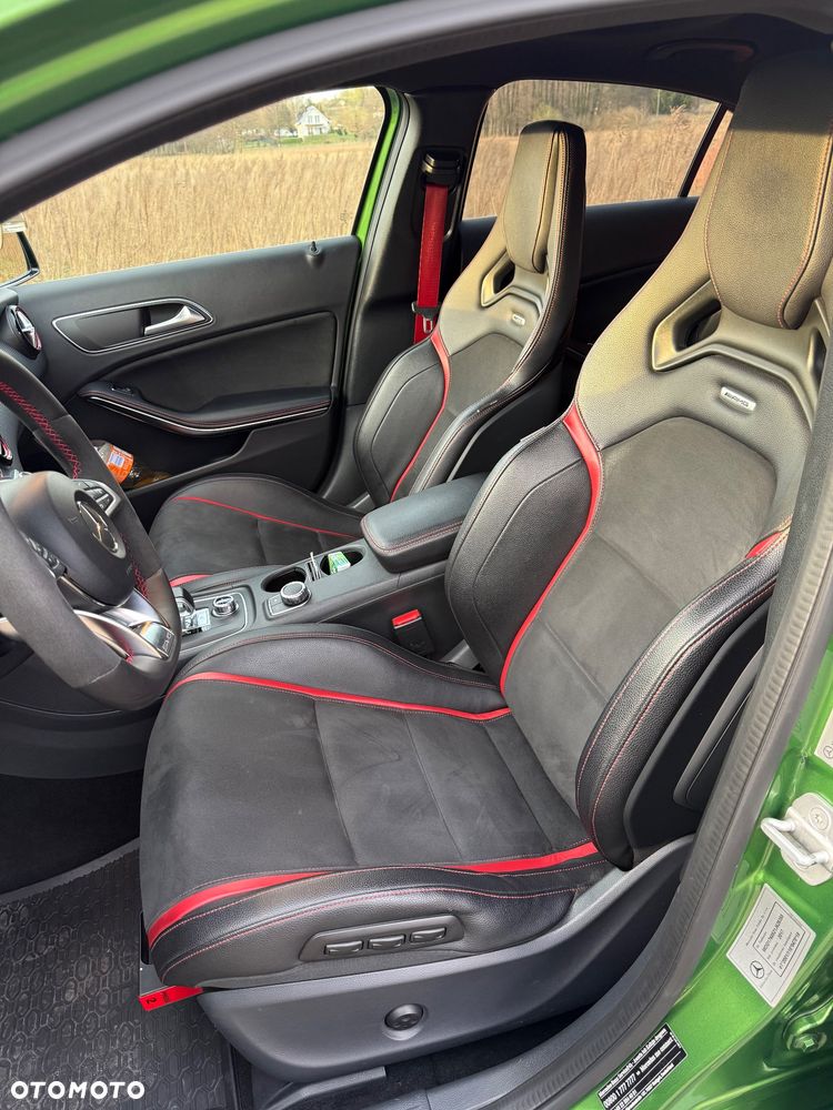 Mercedes-Benz Klasa A AMG 45 4-Matic - 12
