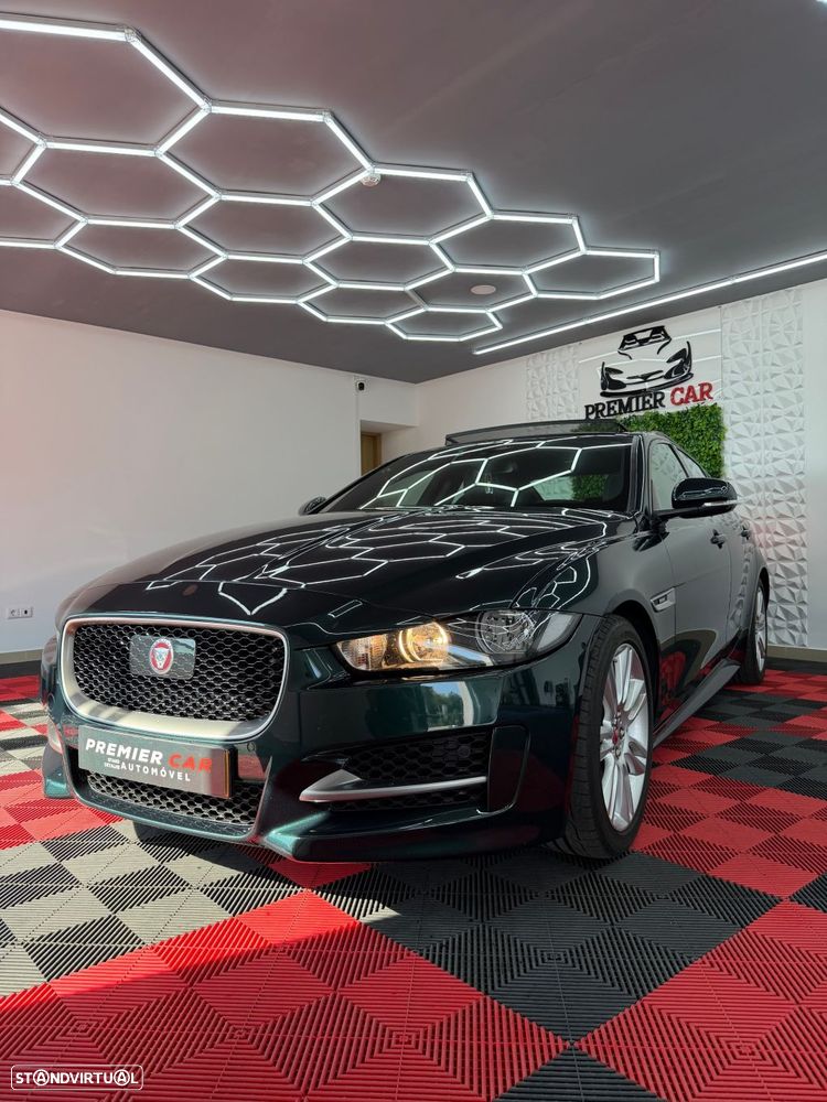 Jaguar XE 2.0 D R-Sport Aut. - 1