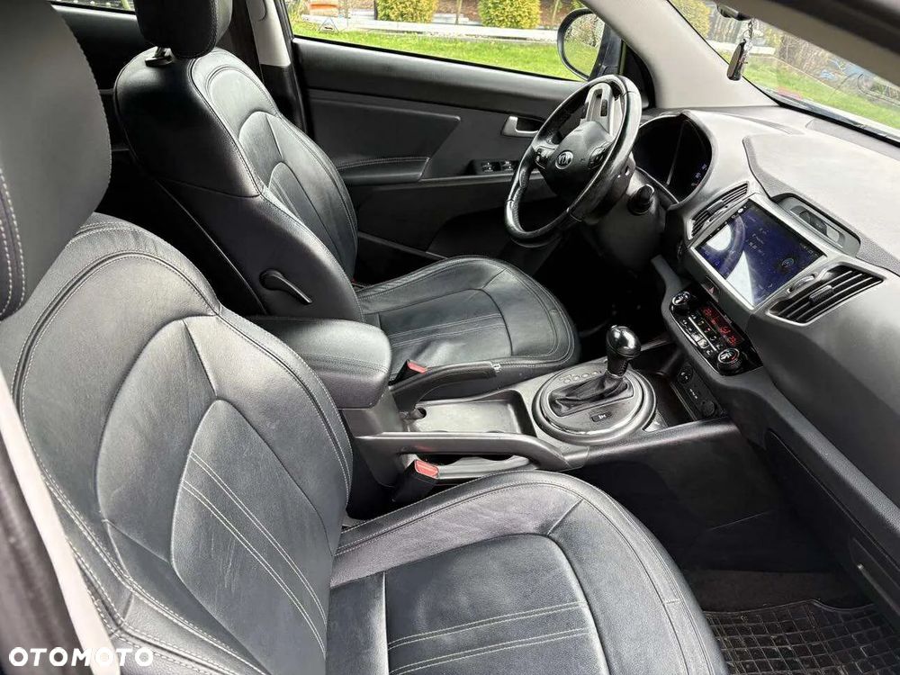 Kia Sportage 2.0 CRDI L AWD - 11