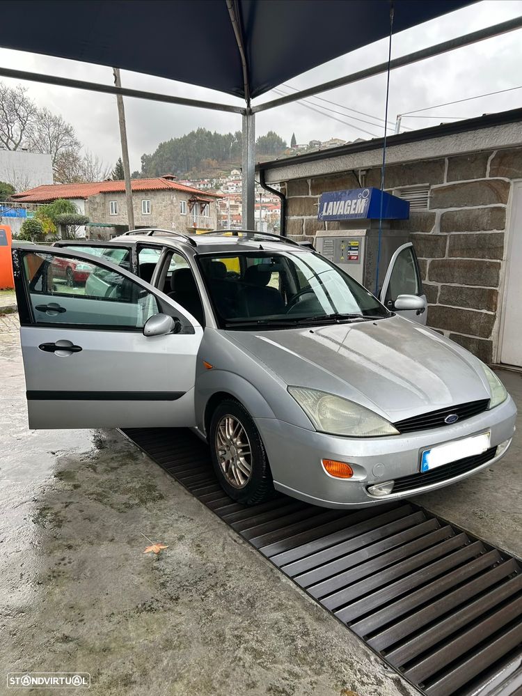 Ford Focus SW 1.8 TDdi Comfort - 8