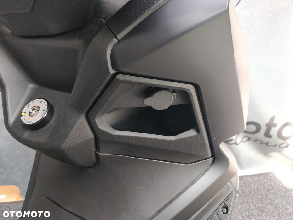Kymco Skytown - 37
