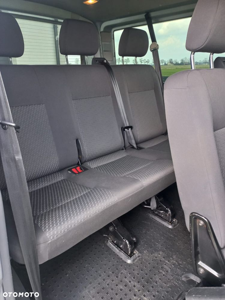 Volkswagen Transporter L2H1 - 14