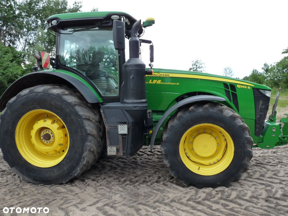 John Deere 8345R - 4