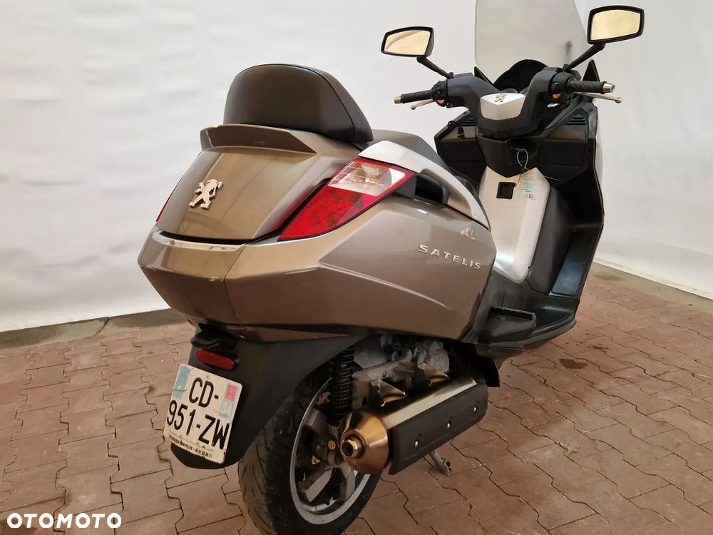 Peugeot Satelis - 9