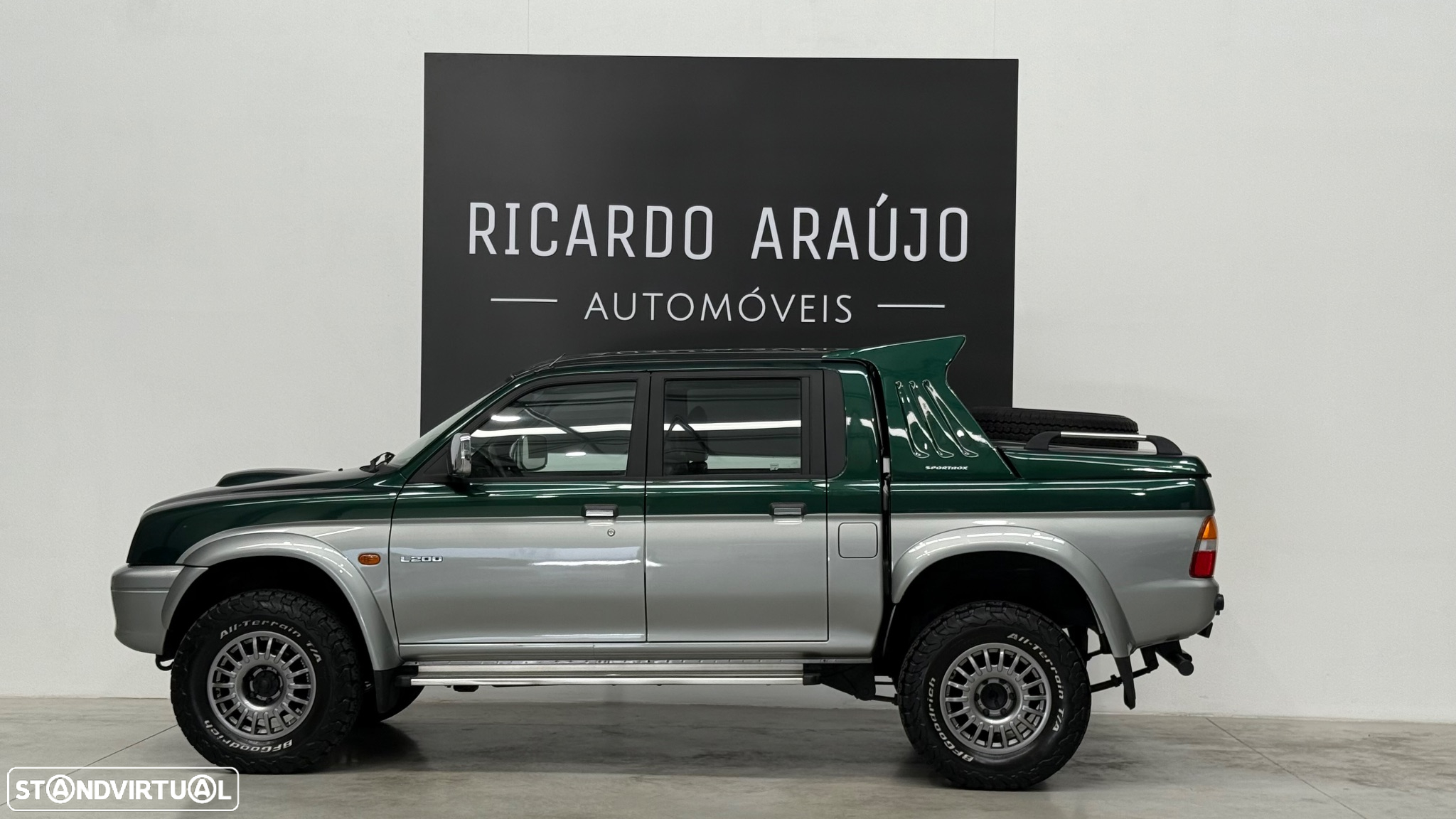 Mitsubishi L200 2.5 TD Strakar Sport CD - 2