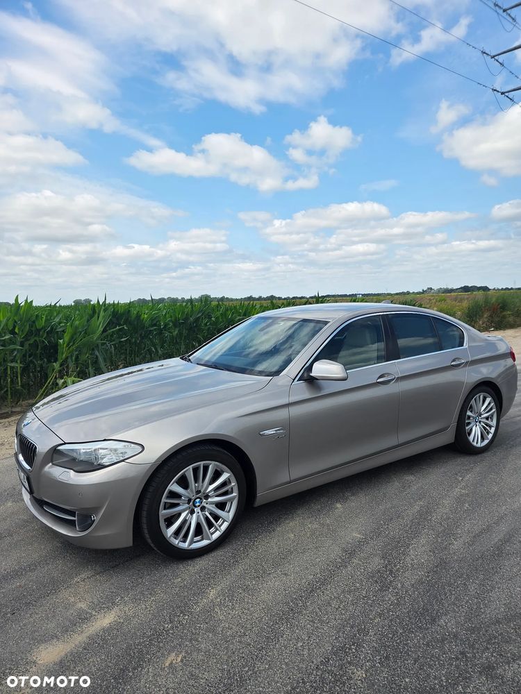 BMW Seria 5 535d xDrive - 6