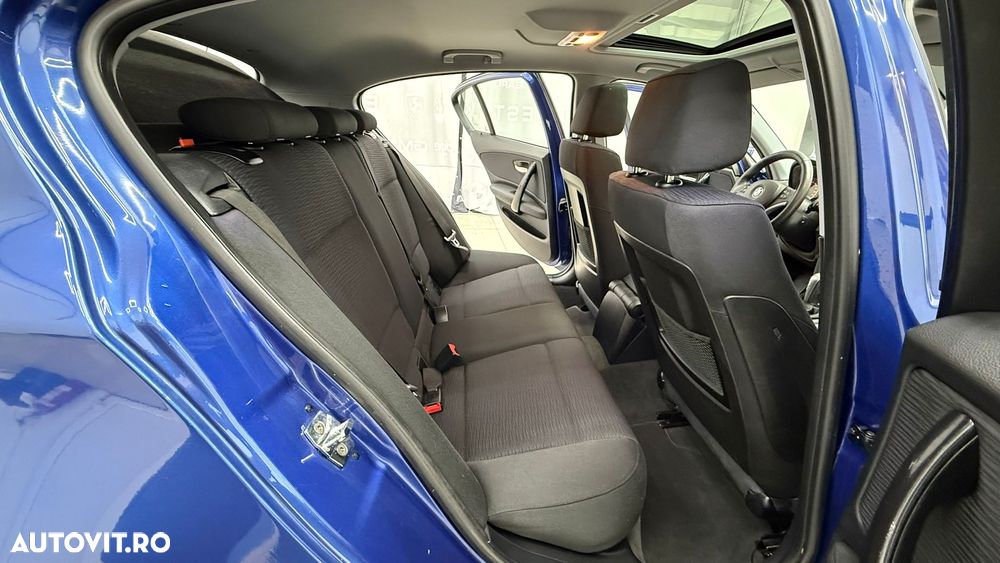 BMW Seria 1 118i Aut. - 9