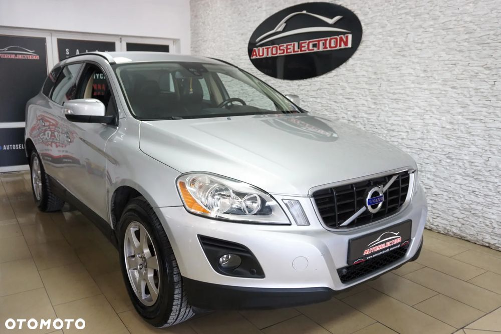 Volvo XC 60 2.4D DRIVe Momentum - 9