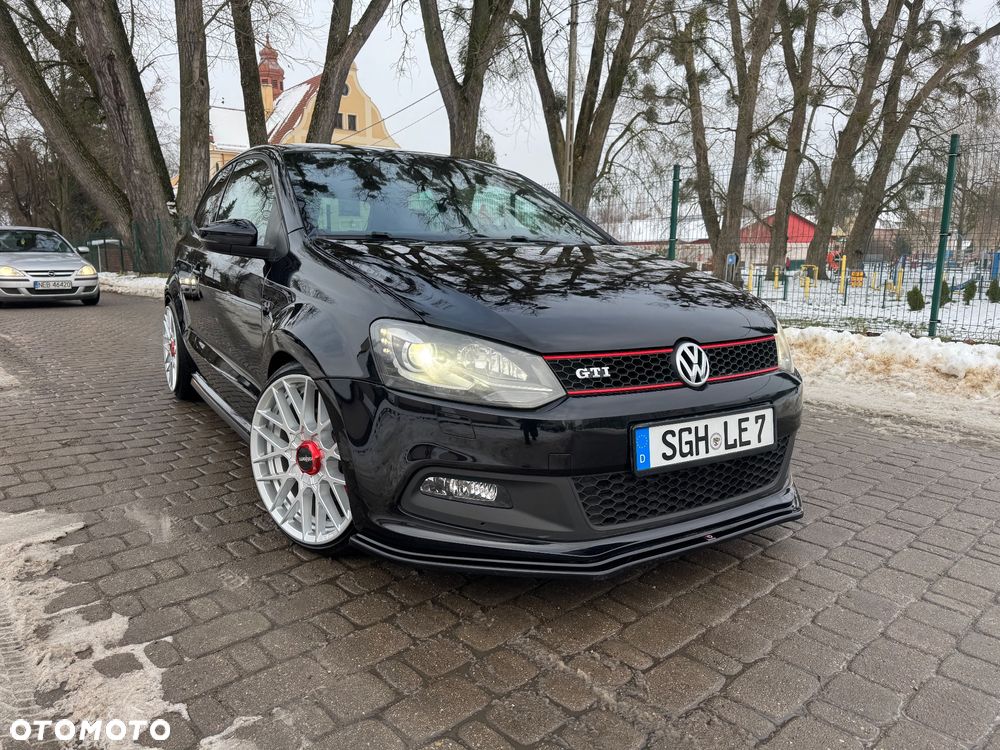 Volkswagen Polo 1.4 DSG GTI - 1