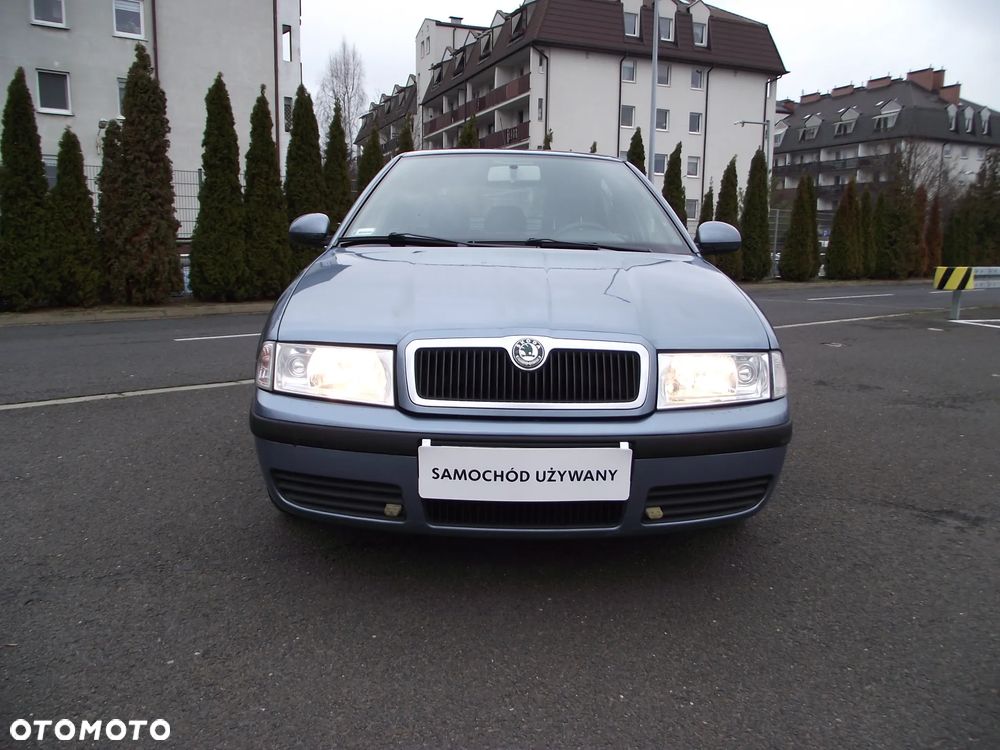 Skoda Octavia 1.6 Tour - 3