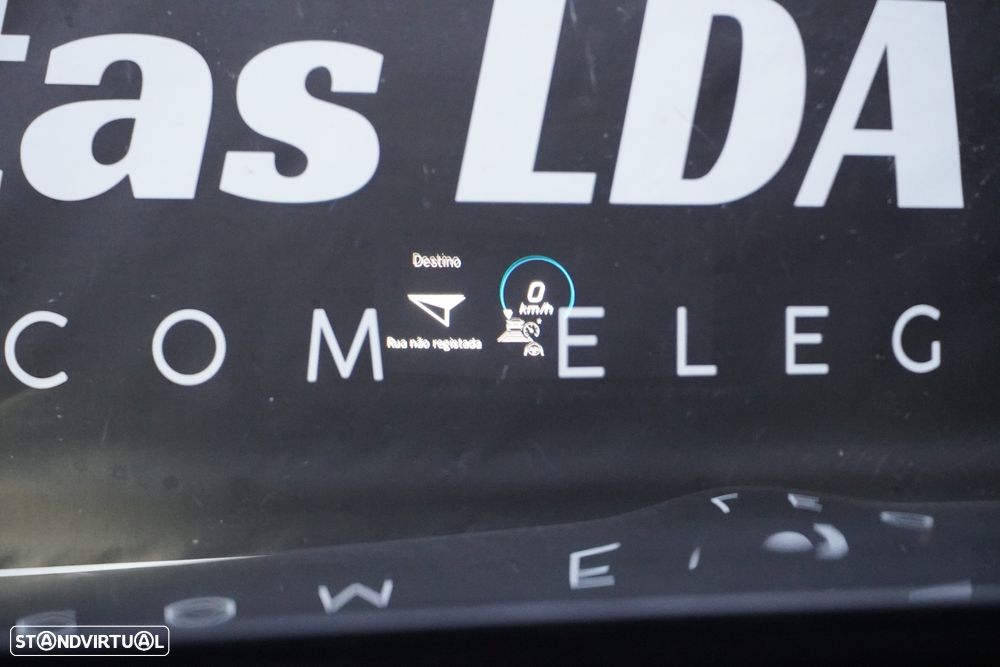 Mercedes-Benz E 300 de 4Matic 9G-TRONIC AMG Line - 20